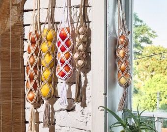 Garlic keeper macrame, Hanging fruit basket, Zero waste food storage, Cottagecore kitchen wall decor