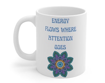 TAZA DE VIBES POSITIVAS - Taza de café floral - Flujos de energía donde va la atención Citas Taza de café - Taza motivacional - Taza inspiradora