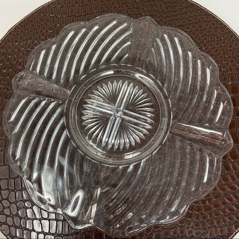 Vintage Clear Glass Serving Plate Platter Round Scalloped Etsy