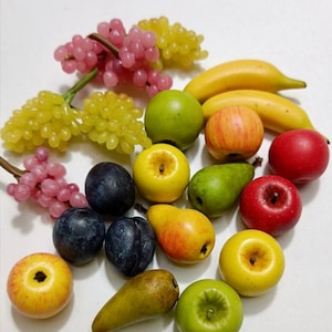 Obst 1/6, 1/12 Obst, Puppenhaus-Miniaturen, Miniatur Essen, realistisches Obst, Apfel, Birne, Banane, Pflaume, Traube
