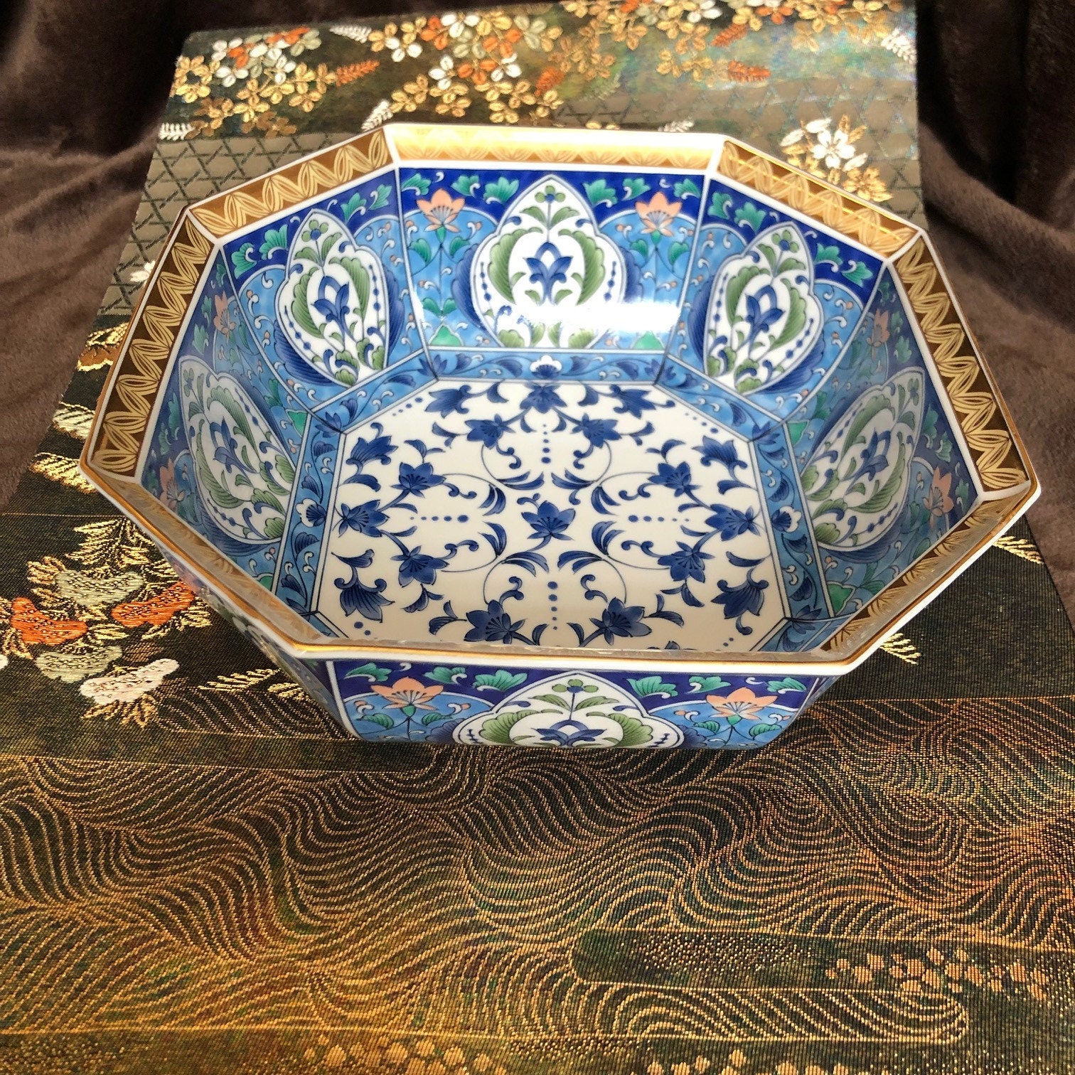 送料無料 ヴィンテージ 日本製磁器 美しい八角形ボウル 鮮やかなブルー