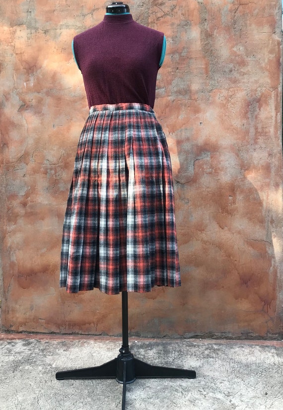 1950s handmade woolen plaid skirt