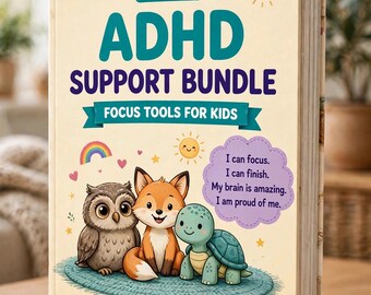 以下が含まれることがあります： ADHD SUPPORT BUNDLE FOCUS TOOLS FOR KIDSというタイトルの本で、サブタイトルはTINY TASK MAGICです。表紙には青いラグの上に描かれたフクロウ、キツネ、カメ、太陽、虹、そしてI can focus. I can finish. My brain is amazing. I am proud of me.と書かれた紫色の吹き出しがあります。