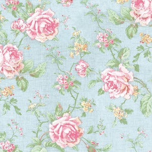 Dois guardanapos de papel vintage em decoupage para almoço com flores rosas rosa.