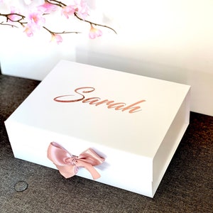 Magnetic Box with Ribbon | Bridesmaid Proposal gift box | Groomsmen Godparents | Bridesmaid | Bridesmaid Proposal | Maid of Honour box