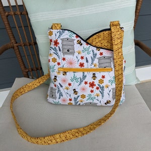 Zip-to-it tas met imkerprint - witte crossbodytas, gele honingraattas met ritssluiting, verstelbare riem, binnenvak, portemonnee bijenkorf,