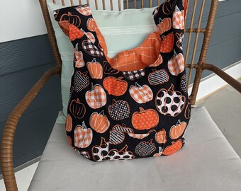 Reversible Halloween Market Tote – Orange Plaid Pumpkins, Foldable Gift Bag