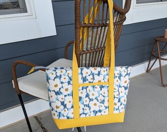 Sac à main Cora - Fleurs bleues, sac fourre-tout bleu à fermeture éclair, sac à main la Belle au bois dormant, fermeture éclair intérieure, fond en toile jaune, sac à bandoulière printanier