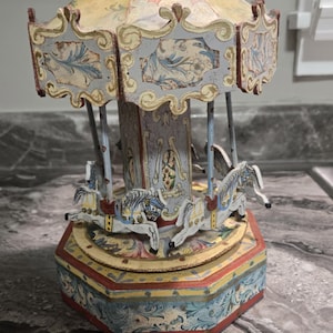 Vintage Musical Carousel Music Box - Handpainted Merry-Go-Round with Horses - Collectible Decor