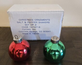 Vintage Christmas Ornament Salt Pepper Shakers Set | Current Inc. Red Green (Original Box)