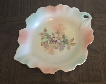 Goebel Bavaria Wild Rose Porcelain Trinket Dish | Gold Rim Leaf Dish