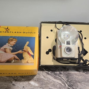 Vintage Kodak Brownie Starflash Camera Complete Outfit in Original Box - 1950s Film Photography - Untested