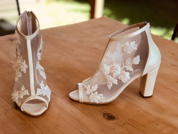 Ivory Tulle Wedding Shoes With Flowers Transparent Flower - Etsy