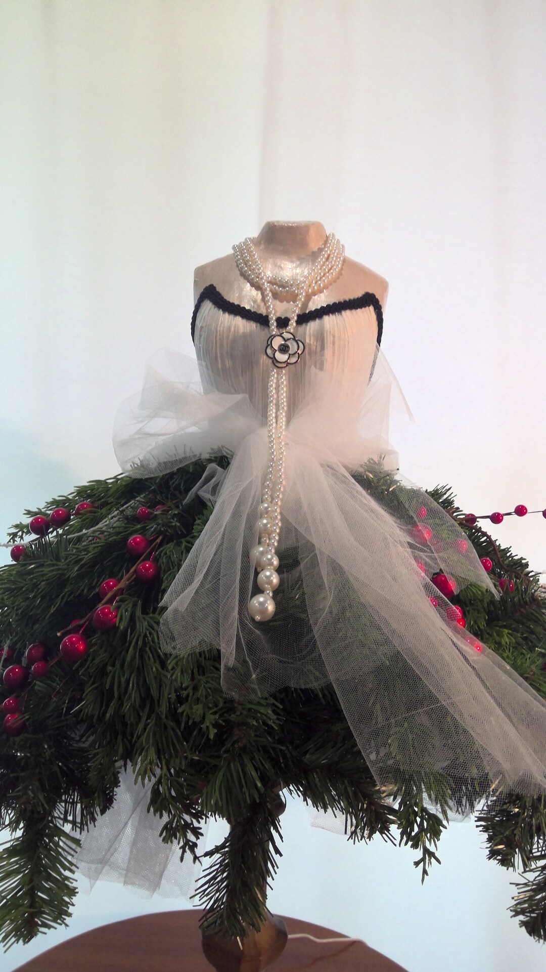 Christmas Tree Dress Form | Mannequin Tree | Female Mannequin | Christmas  Centerpiece | Chic White Check Vintage Mannequin | Vintage - Etsy