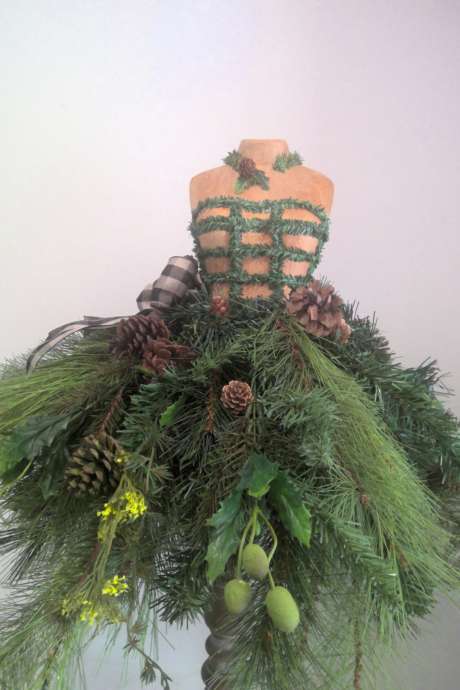 Mannequin Tree Unique Christmas Tree Christmas Centerpiece Etsy