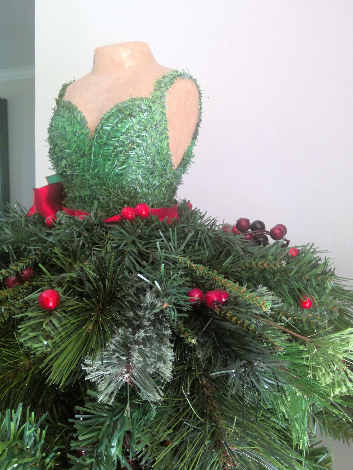Mannequin Tree Unique Christmas Tree Christmas Centerpiece Etsy