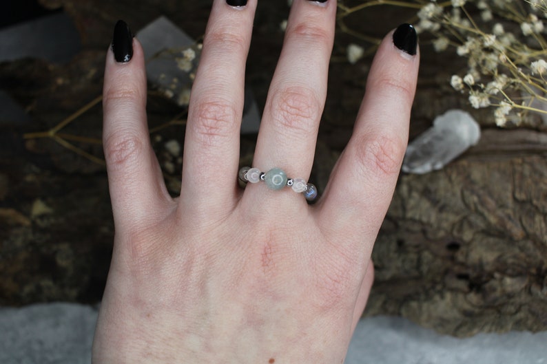 Labradorit Perlenring Mondstein-Ring Elastischer Edelsteinring Ring aus Edelsteinperlen Hexenschmuck Bild 4