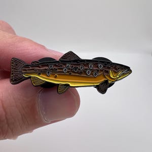 Brown Trout Enamel Pin – Fishing Lapel Pin with Gift Box, Brown Trout Badge, Fly Fishing Gift for Anglers & Outdoorsmen
