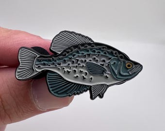 Black Crappie Enamel Pin – Fishing Lapel Pin with Gift Box, Black Crappie Badge, Fly Fishing Gift for Anglers & Outdoorsmen