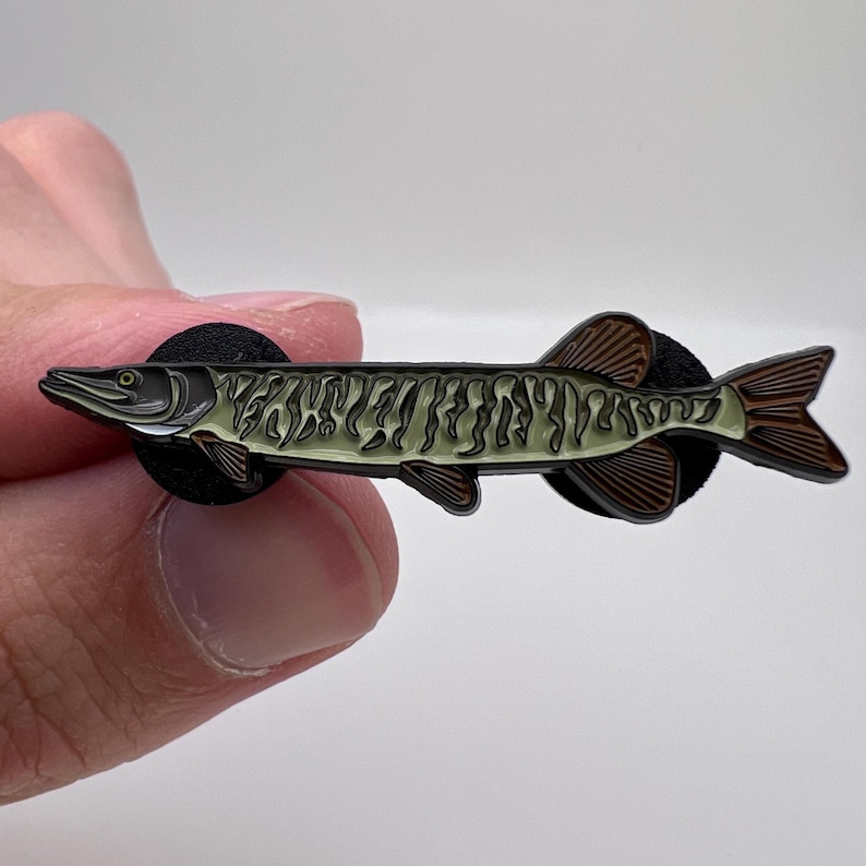 Tiger Muskie Enamel Pin – Fishing Lapel Pin with Gift Box, Tiger Muskie Badge, Fly Fishing Gift for Anglers & Outdoorsmen image 1