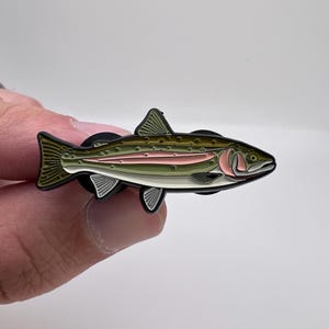 Pin de esmalte de trucha degollada de Lahontan: pin de solapa de pesca con caja de regalo, insignia de trucha degollada, regalo de pesca con mosca para pescadores y amantes de la naturaleza.