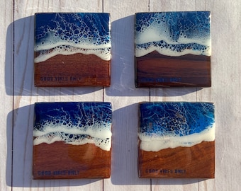 Ocean Wood and Resin Coasters (Set of 4), Coastal Decor, Beach Decor, Ocean Lover Gift, Housewarming Gift