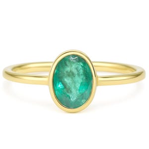 14k Solid Gold Oval Emerald Ring, Natural Green Emerald Solitaire, Minimalist May Birthstone Ring, Dainty Emerald Engagement/ Birthday Ring