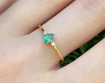 Anillo de compromiso de esmeralda natural, oro macizo de 14 k, piedra preciosa esmeralda en forma de lágrima y diamante genuino, joyería minimalista hecha a mano, regalo para ella.