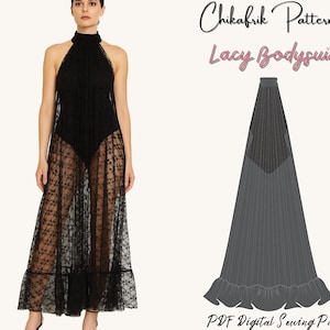 Puede incluir: Un body negro con cuello halter y una falda transparente de encaje floral. El body tiene un cuello alto y un corpiño plisado. La falda presenta un dobladillo con volantes. La imagen también incluye un dibujo técnico de la prenda y el texto "Chikafrik Patterns Lacy Bodysuit".
