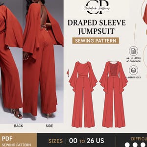 Könnte beinhalten: Ein Schnittmuster für einen drapierten Jumpsuit in Rostrot. Das Design zeigt eine Hose mit weitem Bein und ein rückenfreies Oberteil mit fließenden Ärmeln. Das Schnittmuster umfasst die Größen 00 bis 26 US und ist als PDF erhältlich.