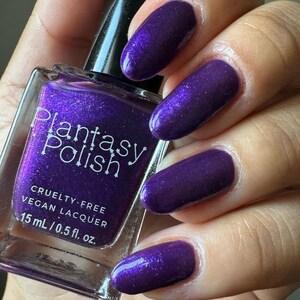 Esmalte de uñas morado Dance All Night con infusión de aceite de argán *10-free, vegano*