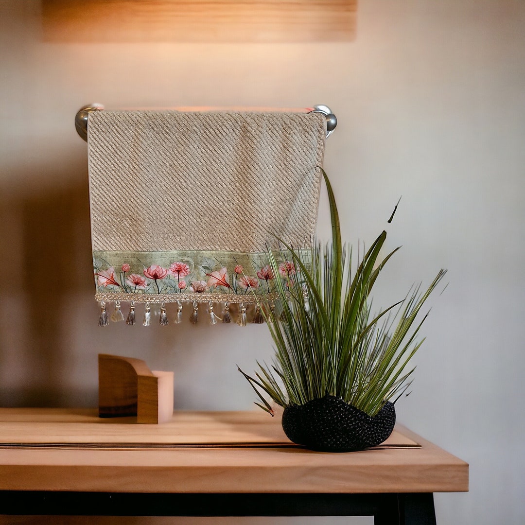 Hibiscus Microfiber Towel