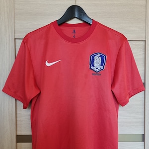 Son Heung Min Korea Football Team South Korea National Football Team  signature shirt, hoodie, sweater, long sleeve and tank top