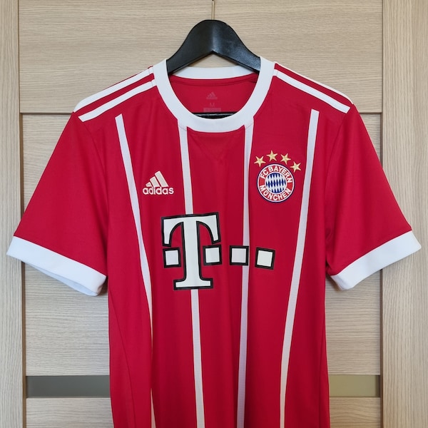 Bayern Munich 2017/2018 Home Football Soccer Shirt Jersey München Germany Deutschland Bundesliga AZ7961 shirtsUA