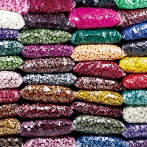 Gránulos de cera para sellos de cera de 70 colores, gránulos de cera octogonales, 50 bolsas pequeñas de gránulos de cera para sellar, cuentas de cera, cera derretida, cuentas de sello de cera