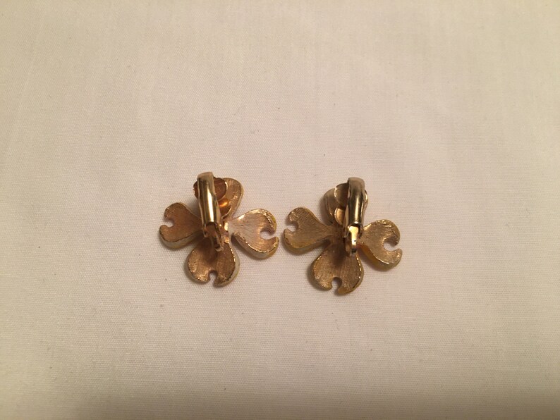 Yellow Enamel Brooch /& Earring Set
