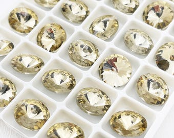 Cristallo Rivoli Topazio Fumè Chiaro da 12 mm / Cristallo Sfaccettato con Retro Puntato e Lamina Argento / Cristallo Strass / 4 pezzi