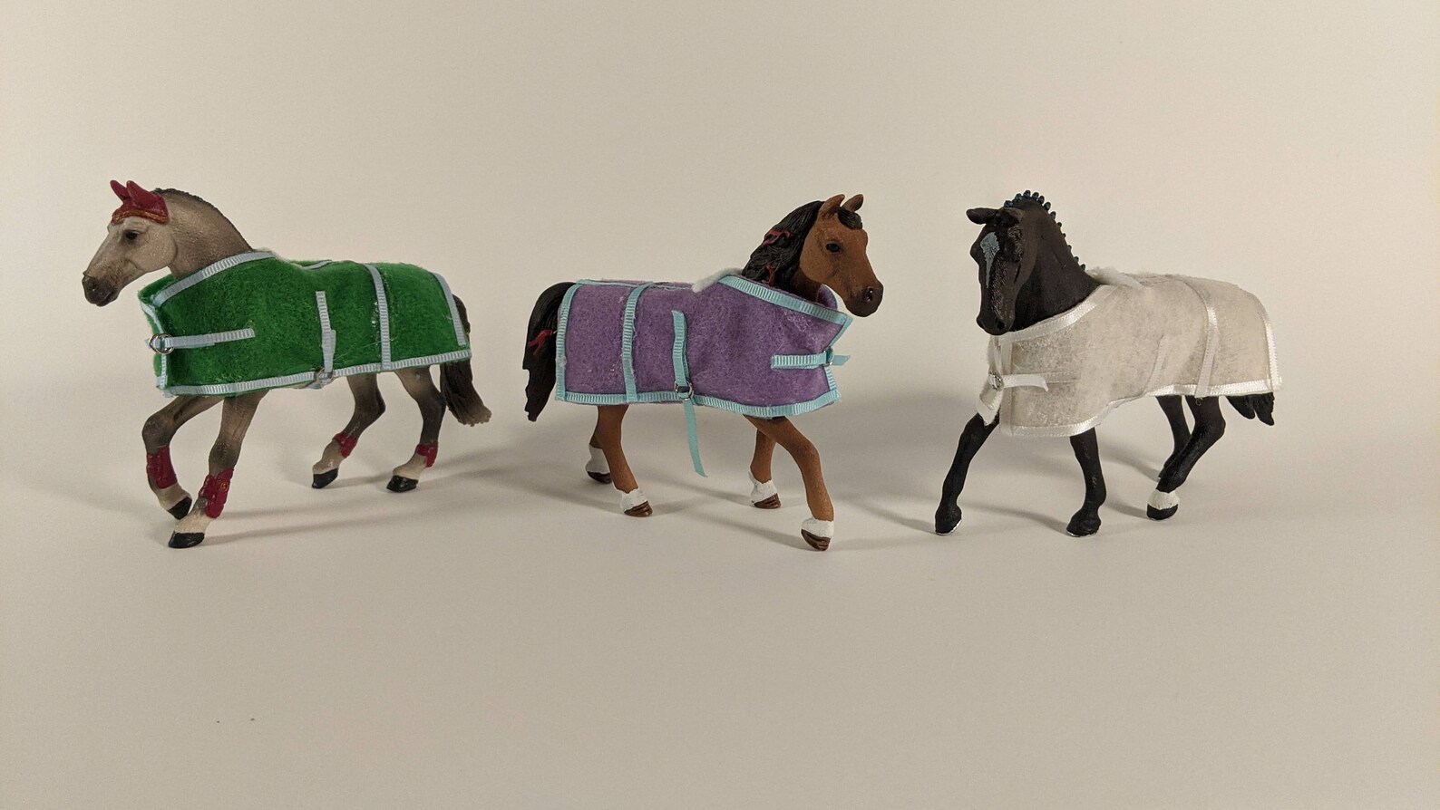 Handmade Felt and Ribbon Blankets for Schleich Horses in Etsy