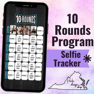 Puede incluir: Una pantalla de teléfono en blanco y negro que muestra un rastreador de selfies del programa de 10 rondas. La pantalla muestra un programa de entrenamiento semanal con casillas para cada día, etiquetadas con "Boxing 1", "Boxing 2" y "Boxing 3". Cada casilla tiene un menú desplegable con opciones para "Lift Upper Body", "Lift Lower Body" y "Lift Body".