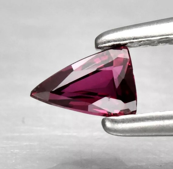 Pas de réserve - Rubis rouge pourpre profond - 1.61 ct - Catawiki