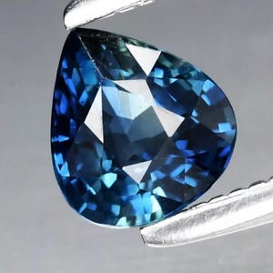 Superbe Saphir de Madagascar VS 0.45 carat