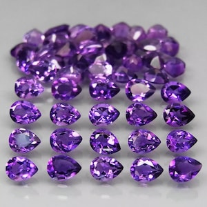 Set mit 25 bolivianischen Amethysten VS 3,5 Karat