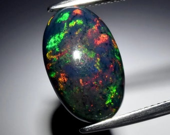Amazing !! Ethiopian black opal 4.49 carats