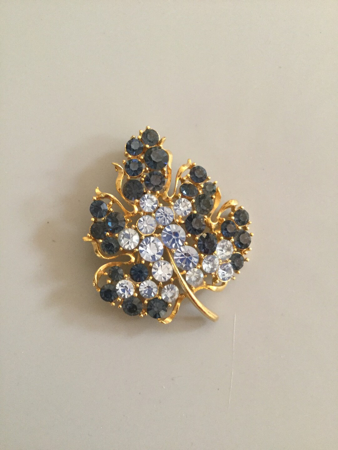 Vintage Lisner Rhinestone Leaf Brooch. Has Beautiful Vibrant Blue