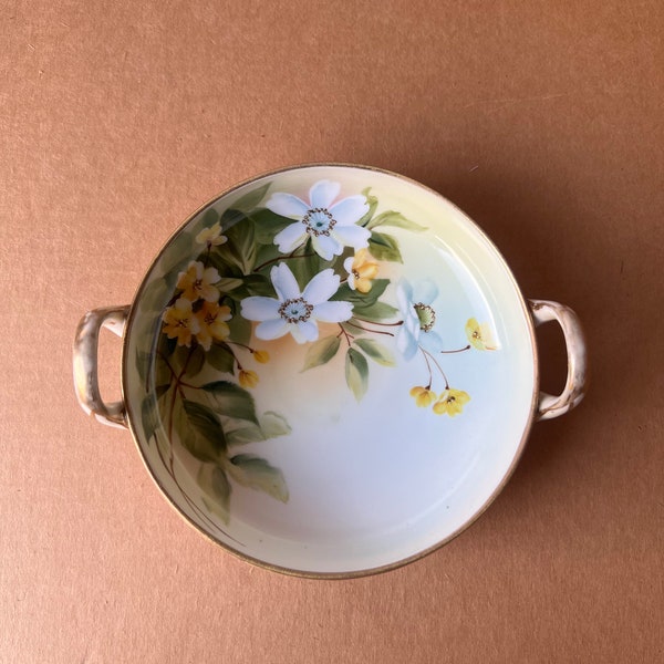 Small Vintage Nippon Candy Dish/Tray/Plate with Hand Painted Flowers. Beautiful. Perfect for Your Sweets and Cookies. A Nice Gift.