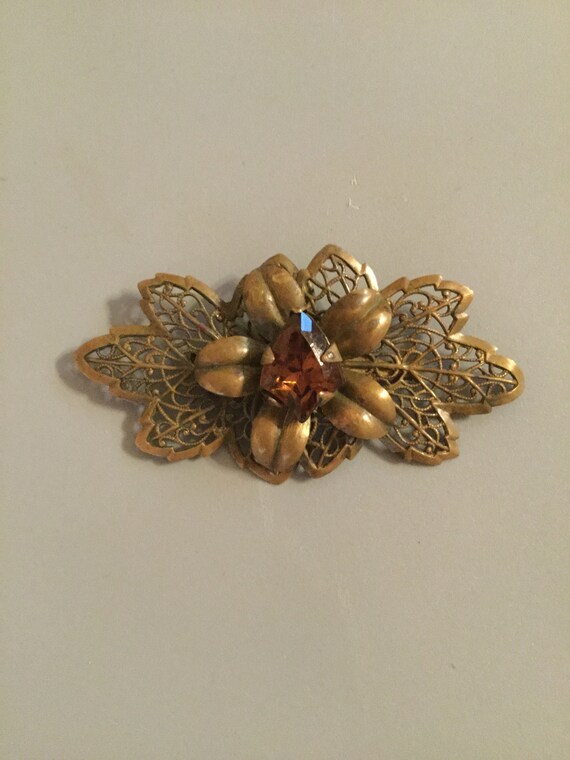 Vintage Brooch. Has a Beautiful Stone and Filigre… - image 2