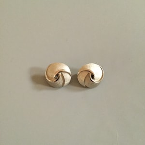 Vintage Silver Tone Trifari Clip On Earrings. Simple but Elegant.