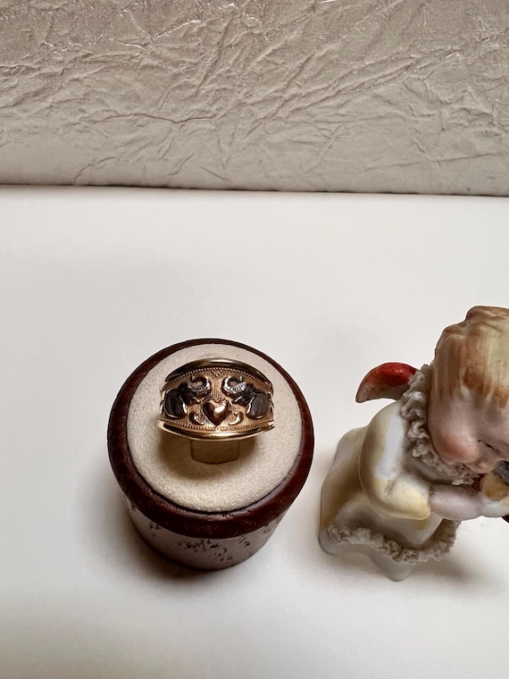14K Solid Gold Ring. Has two beautiful elephant d… - image 13