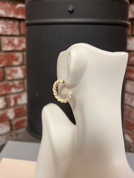 Vintage Hoop Earrings with 14K Gold Swirl. Not Su… - image 9