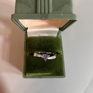 14K Solid White Gold Ring with Tanzanite Stone. Size 8.
